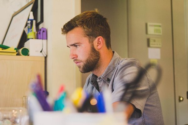 Qui finance les prestations d'actions sociales des agents territoriaux ?